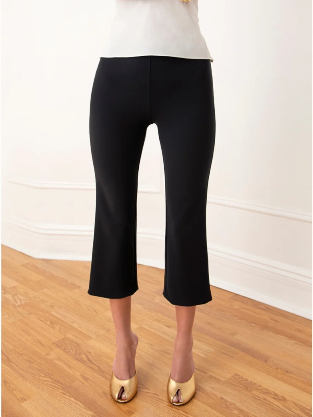 Orseund Iris Basic Knit Capri Black Cropped Flare Pants